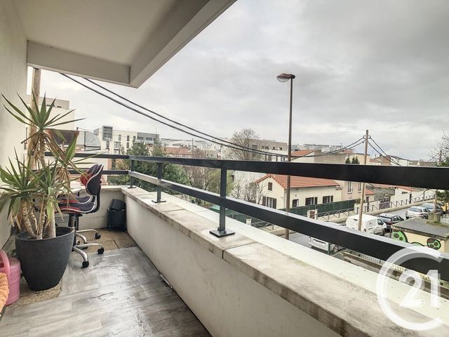 Appartement F4 à vendre - 4 pièces - 81.43 m2 - IVRY SUR SEINE - 94 - ILE-DE-FRANCE - Century 21 A.A.R.S. Immo