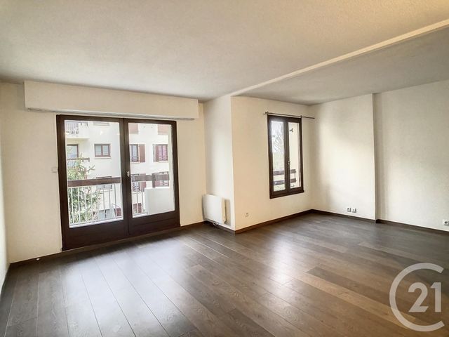 Appartement F1 à louer THIAIS