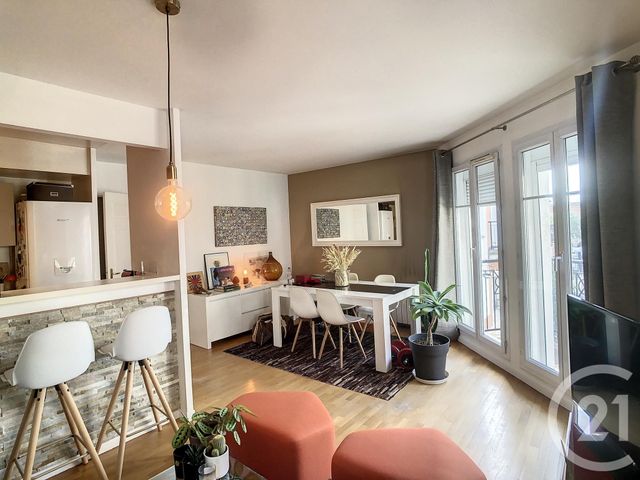Appartement F2 à louer - 2 pièces - 44.38 m2 - THIAIS - 94 - ILE-DE-FRANCE - Century 21 A.A.R.S. Immo