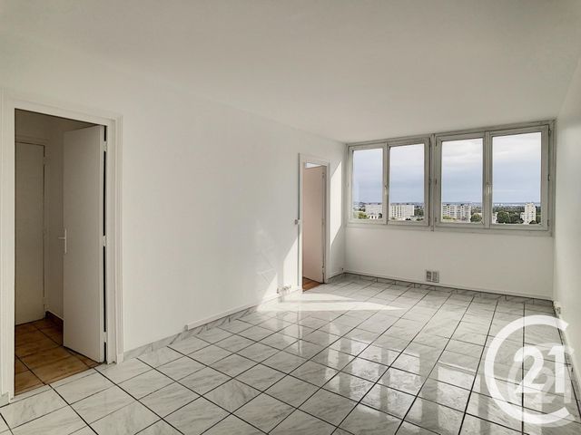 Appartement F3 à vendre - 3 pièces - 61.0 m2 - ORLY - 94 - ILE-DE-FRANCE - Century 21 A.A.R.S. Immo