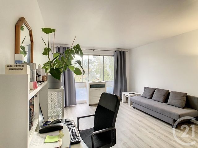 Studio à vendre - 1 pièce - 25.66 m2 - THIAIS - 94 - ILE-DE-FRANCE - Century 21 A.A.R.S. Immo