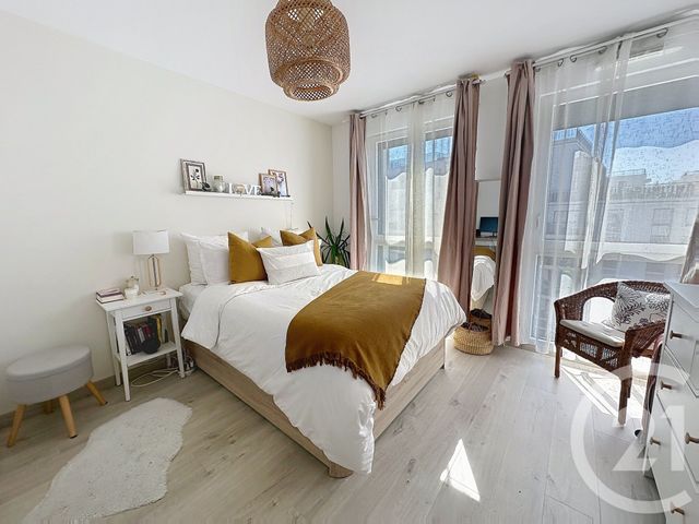 Appartement F4 à vendre - 4 pièces - 84.42 m2 - THIAIS - 94 - ILE-DE-FRANCE - Century 21 A.A.R.S. Immo