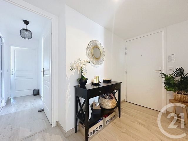 Appartement F4 à vendre - 4 pièces - 84.42 m2 - THIAIS - 94 - ILE-DE-FRANCE - Century 21 A.A.R.S. Immo