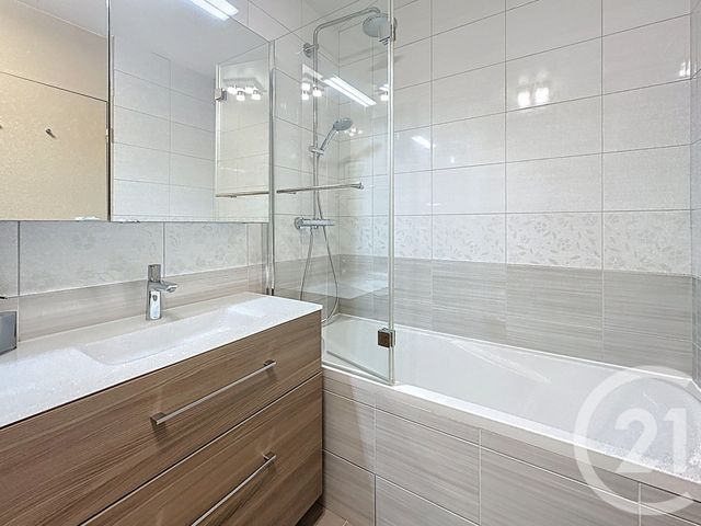 Appartement F5 à vendre - 5 pièces - 98.4 m2 - CHOISY LE ROI - 94 - ILE-DE-FRANCE - Century 21 A.A.R.S. Immo