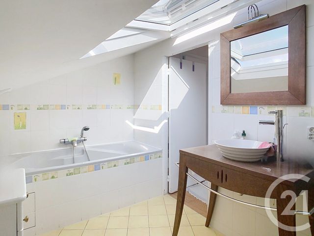 Afficher la photo en grand maison à vendre - 8 pièces - 180.0 m2 - MAISONS ALFORT - 94 - ILE-DE-FRANCE - Century 21 A.A.R.S. Immo