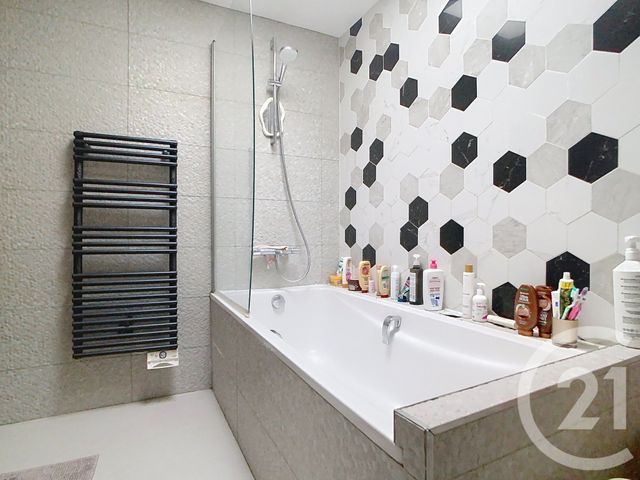 maison à vendre - 6 pièces - 154.0 m2 - LE PERREUX SUR MARNE - 94 - ILE-DE-FRANCE - Century 21 A.A.R.S. Immo