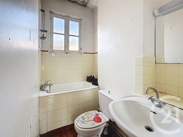 Appartement F1 à vendre - 1 pièce - 27.4 m2 - VILLEJUIF - 94 - ILE-DE-FRANCE - Century 21 A.A.R.S. Immo