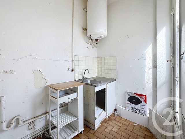 Appartement F1 à vendre - 1 pièce - 27.4 m2 - VILLEJUIF - 94 - ILE-DE-FRANCE - Century 21 A.A.R.S. Immo