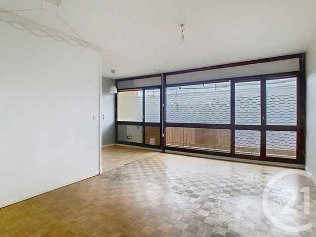 Appartement F4 à vendre - 4 pièces - 75.85 m2 - THIAIS - 94 - ILE-DE-FRANCE - Century 21 A.A.R.S. Immo