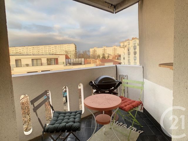 Appartement F3 à louer THIAIS