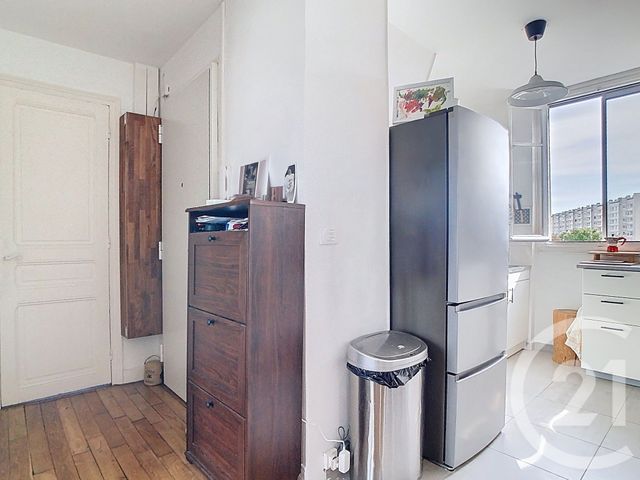 Afficher la photo en grand Appartement F3 à vendre - 3 pièces - 50.25 m2 - THIAIS - 94 - ILE-DE-FRANCE - Century 21 A.A.R.S. Immo