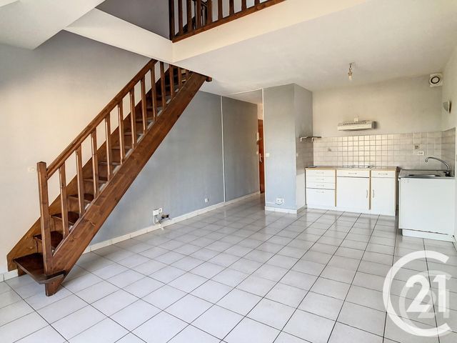 Appartement F2 à louer THIAIS
