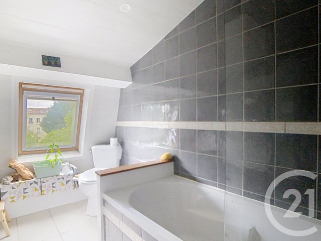 maison à vendre - 6 pièces - 132.23 m2 - CHOISY LE ROI - 94 - ILE-DE-FRANCE - Century 21 A.A.R.S. Immo