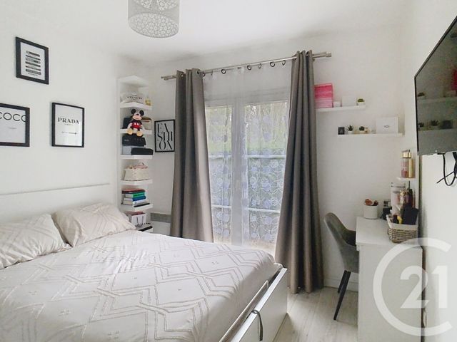 Appartement F3 à louer - 3 pièces - 59.49 m2 - THIAIS - 94 - ILE-DE-FRANCE - Century 21 A.A.R.S. Immo