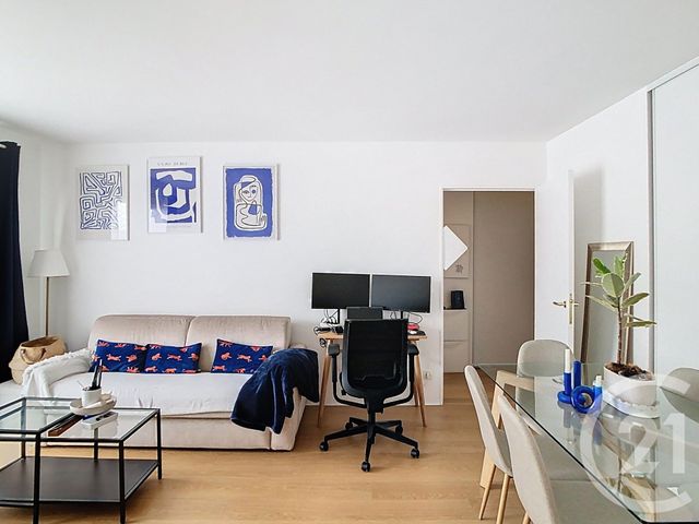 Afficher la photo en grand Appartement F2 à vendre - 2 pièces - 45.8 m2 - THIAIS - 94 - ILE-DE-FRANCE - Century 21 A.A.R.S. Immo