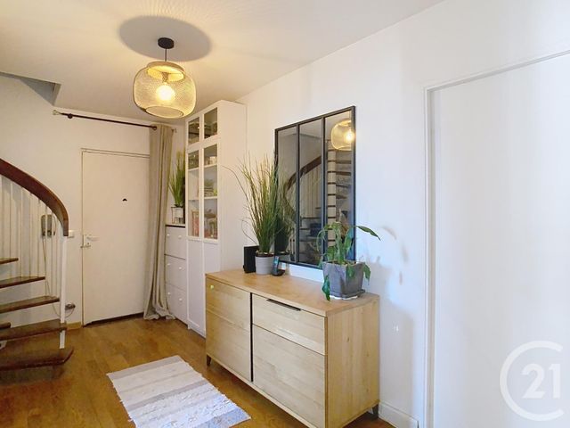 Appartement Duplex à vendre - 4 pièces - 90.6 m2 - THIAIS - 94 - ILE-DE-FRANCE - Century 21 A.A.R.S. Immo