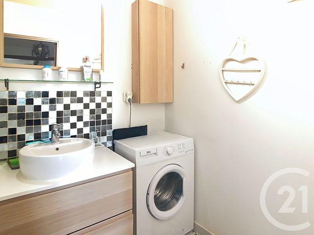 Appartement F2 à vendre - 2 pièces - 45.09 m2 - THIAIS - 94 - ILE-DE-FRANCE - Century 21 A.A.R.S. Immo