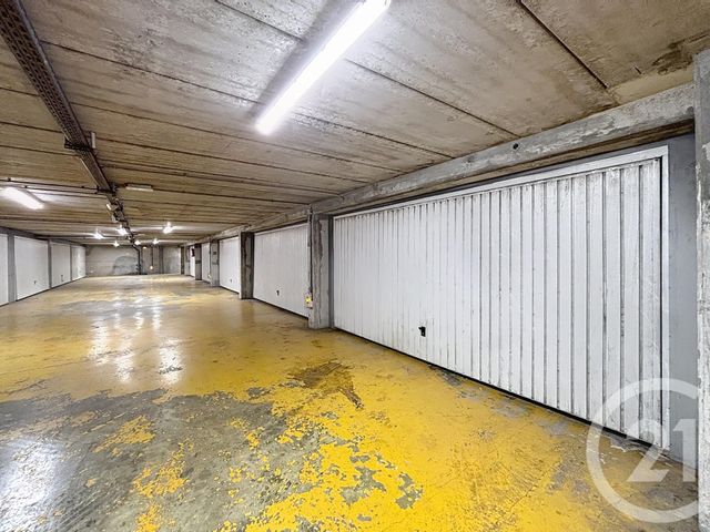 parking à vendre - 30.0 m2 - PARIS - 75013 - ILE-DE-FRANCE - Century 21 A.A.R.S. Immo
