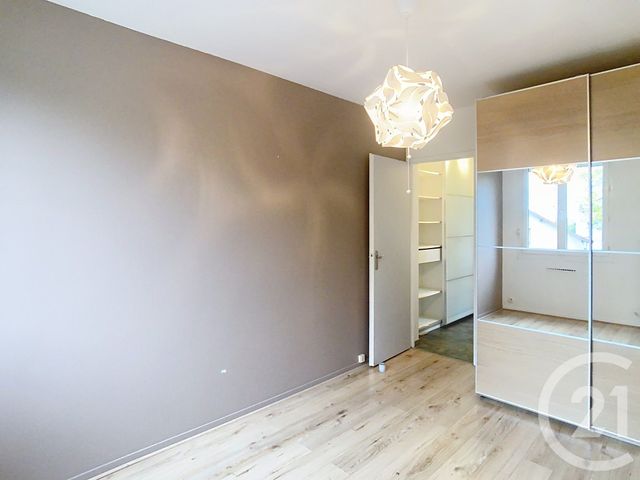 Afficher la photo en grand Appartement F2 à louer - 2 pièces - 47.1 m2 - THIAIS - 94 - ILE-DE-FRANCE - Century 21 A.A.R.S. Immo