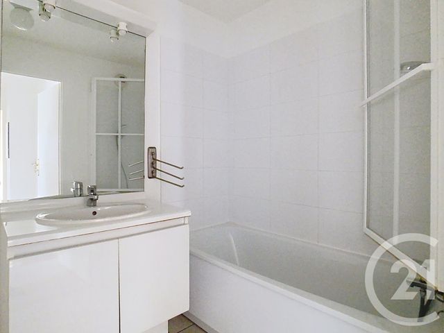 Appartement F3 à vendre - 3 pièces - 64.38 m2 - THIAIS - 94 - ILE-DE-FRANCE - Century 21 A.A.R.S. Immo