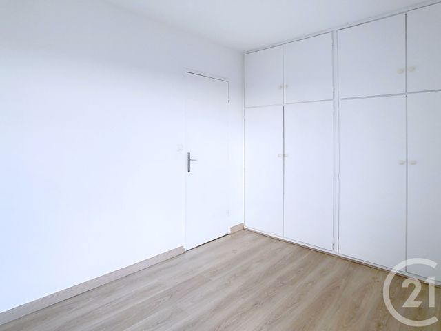 Appartement F2 à vendre - 2 pièces - 42.8 m2 - THIAIS - 94 - ILE-DE-FRANCE - Century 21 A.A.R.S. Immo