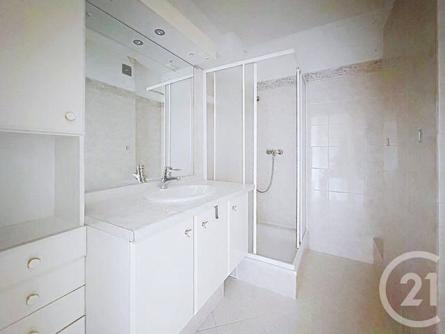 Appartement F3 à vendre - 3 pièces - 64.36 m2 - CHOISY LE ROI - 94 - ILE-DE-FRANCE - Century 21 A.A.R.S. Immo