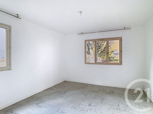 Appartement F2 à louer - 2 pièces - 47.23 m2 - VILLEJUIF - 94 - ILE-DE-FRANCE - Century 21 A.A.R.S. Immo