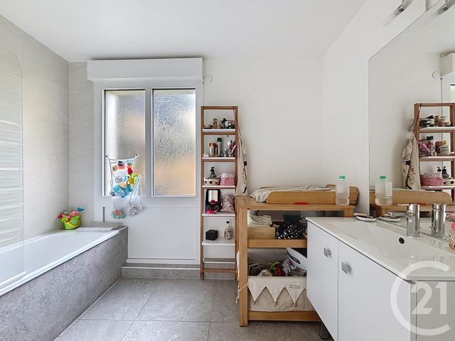 Appartement F4 à vendre - 4 pièces - 90.0 m2 - THIAIS - 94 - ILE-DE-FRANCE - Century 21 A.A.R.S. Immo