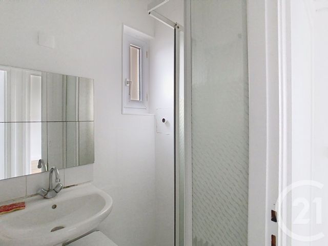 Appartement F2 à louer - 2 pièces - 38.11 m2 - VILLEJUIF - 94 - ILE-DE-FRANCE - Century 21 A.A.R.S. Immo