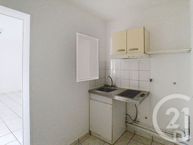 Appartement F1 à louer - 1 pièce - 25.87 m2 - VILLEJUIF - 94 - ILE-DE-FRANCE - Century 21 A.A.R.S. Immo