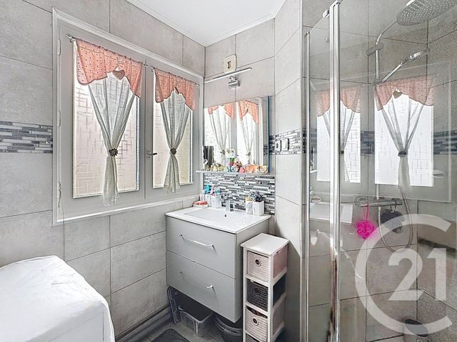 Appartement F3 à vendre - 3 pièces - 72.0 m2 - THIAIS - 94 - ILE-DE-FRANCE - Century 21 A.A.R.S. Immo