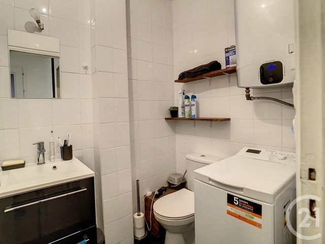 Appartement F2 à vendre - 2 pièces - 30.75 m2 - CHOISY LE ROI - 94 - ILE-DE-FRANCE - Century 21 A.A.R.S. Immo