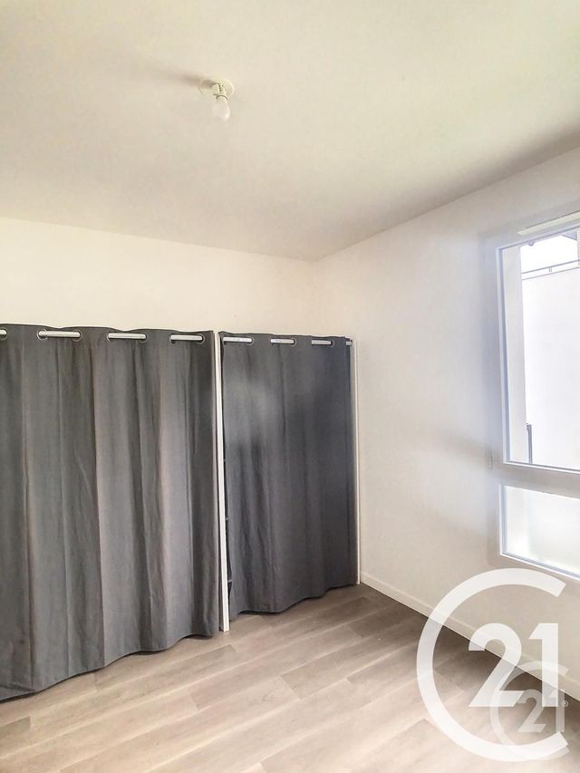 Appartement F3 à louer - 3 pièces - 56.37 m2 - ORLY - 94 - ILE-DE-FRANCE - Century 21 A.A.R.S. Immo