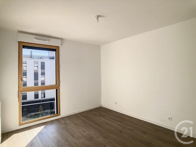 Appartement F3 à louer - 3 pièces - 61.68 m2 - THIAIS - 94 - ILE-DE-FRANCE - Century 21 A.A.R.S. Immo