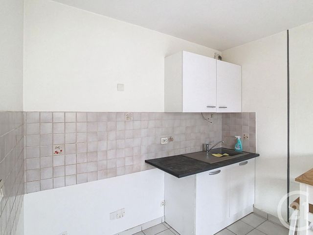 Appartement F1 à louer - 1 pièce - 27.44 m2 - THIAIS - 94 - ILE-DE-FRANCE - Century 21 A.A.R.S. Immo