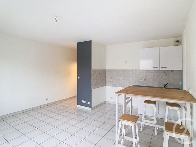 Appartement F1 à louer - 1 pièce - 27.44 m2 - THIAIS - 94 - ILE-DE-FRANCE - Century 21 A.A.R.S. Immo