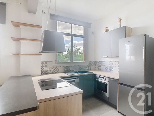 Appartement F2 à vendre - 3 pièces - 68.85 m2 - CHOISY LE ROI - 94 - ILE-DE-FRANCE - Century 21 A.A.R.S. Immo