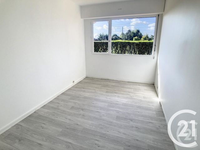 Appartement F3 à louer - 3 pièces - 65.52 m2 - THIAIS - 94 - ILE-DE-FRANCE - Century 21 A.A.R.S. Immo