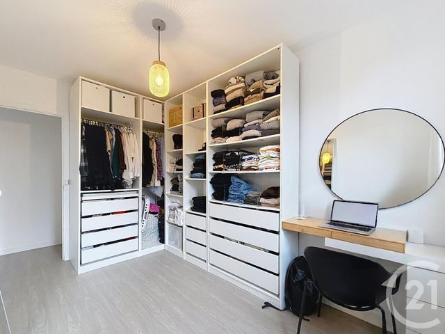 Appartement F3 à vendre - 3 pièces - 52.6 m2 - CHOISY LE ROI - 94 - ILE-DE-FRANCE - Century 21 A.A.R.S. Immo