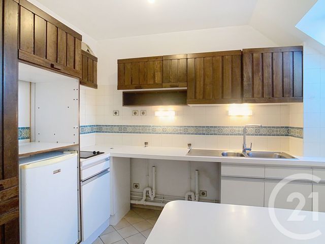 Appartement F2 à louer - 2 pièces - 51.16 m2 - THIAIS - 94 - ILE-DE-FRANCE - Century 21 A.A.R.S. Immo