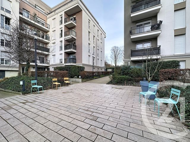 Appartement F3 à vendre - 3 pièces - 59.2 m2 - THIAIS - 94 - ILE-DE-FRANCE - Century 21 A.A.R.S. Immo