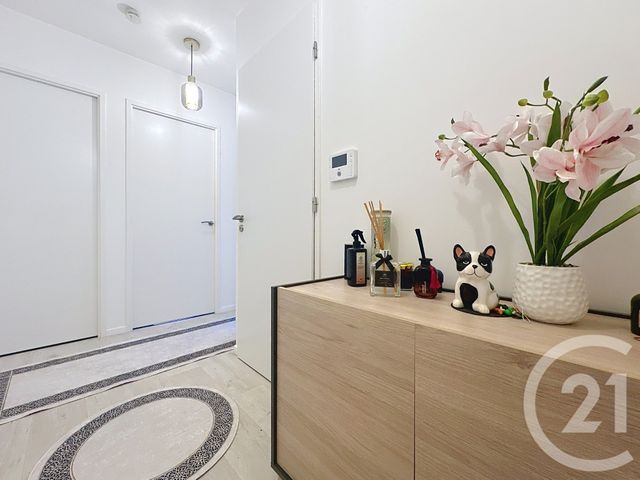 Appartement F3 à vendre - 3 pièces - 59.2 m2 - THIAIS - 94 - ILE-DE-FRANCE - Century 21 A.A.R.S. Immo
