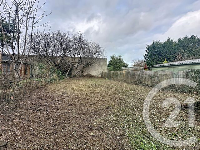 Appartement F2 à vendre - 2 pièces - 32.03 m2 - THIAIS - 94 - ILE-DE-FRANCE - Century 21 A.A.R.S. Immo