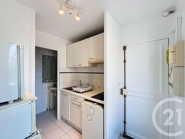 Appartement F1 à louer - 1 pièce - 23.4 m2 - CHOISY LE ROI - 94 - ILE-DE-FRANCE - Century 21 A.A.R.S. Immo