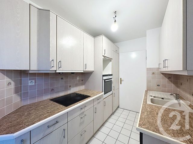 Appartement F3 à louer - 3 pièces - 77.3 m2 - THIAIS - 94 - ILE-DE-FRANCE - Century 21 A.A.R.S. Immo