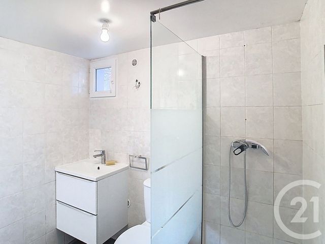 Appartement F2 à louer - 2 pièces - 39.54 m2 - THIAIS - 94 - ILE-DE-FRANCE - Century 21 A.A.R.S. Immo