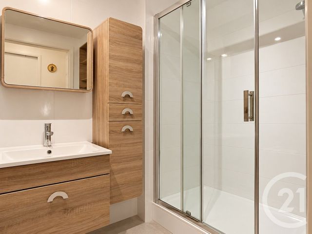 Appartement F2 à vendre - 2 pièces - 43.0 m2 - THIAIS - 94 - ILE-DE-FRANCE - Century 21 A.A.R.S. Immo