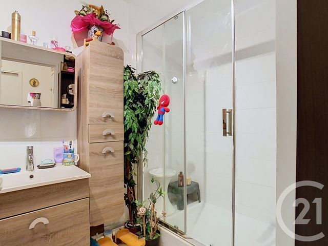 Appartement F2 à vendre - 2 pièces - 43.0 m2 - THIAIS - 94 - ILE-DE-FRANCE - Century 21 A.A.R.S. Immo