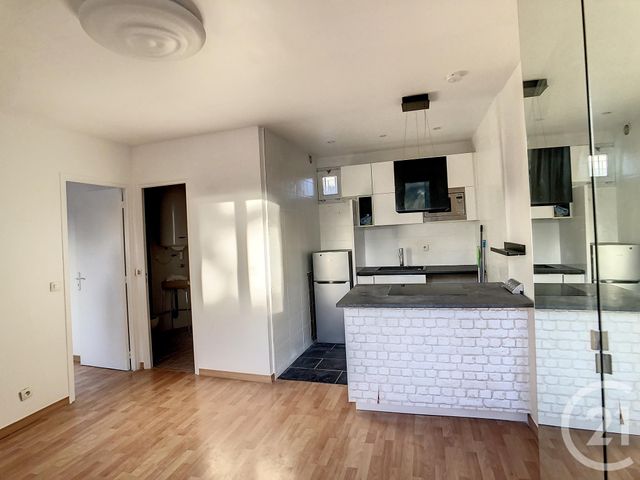 Appartement F2 à louer - 2 pièces - 31.56 m2 - THIAIS - 94 - ILE-DE-FRANCE - Century 21 A.A.R.S. Immo