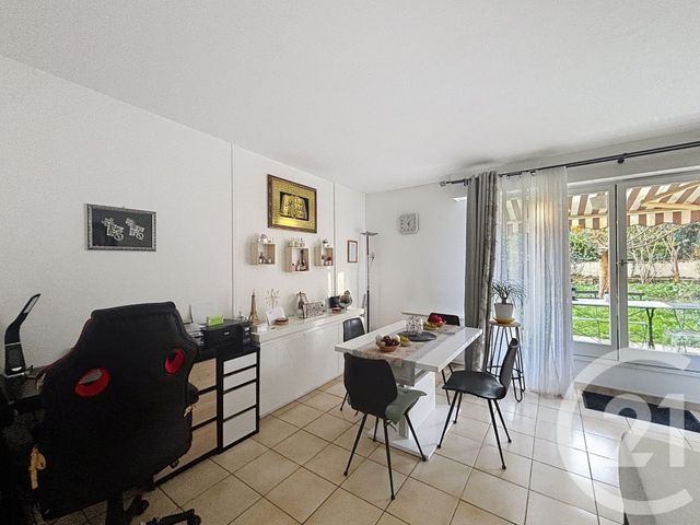 Appartement F3 à vendre - 3 pièces - 73.0 m2 - THIAIS - 94 - ILE-DE-FRANCE - Century 21 A.A.R.S. Immo